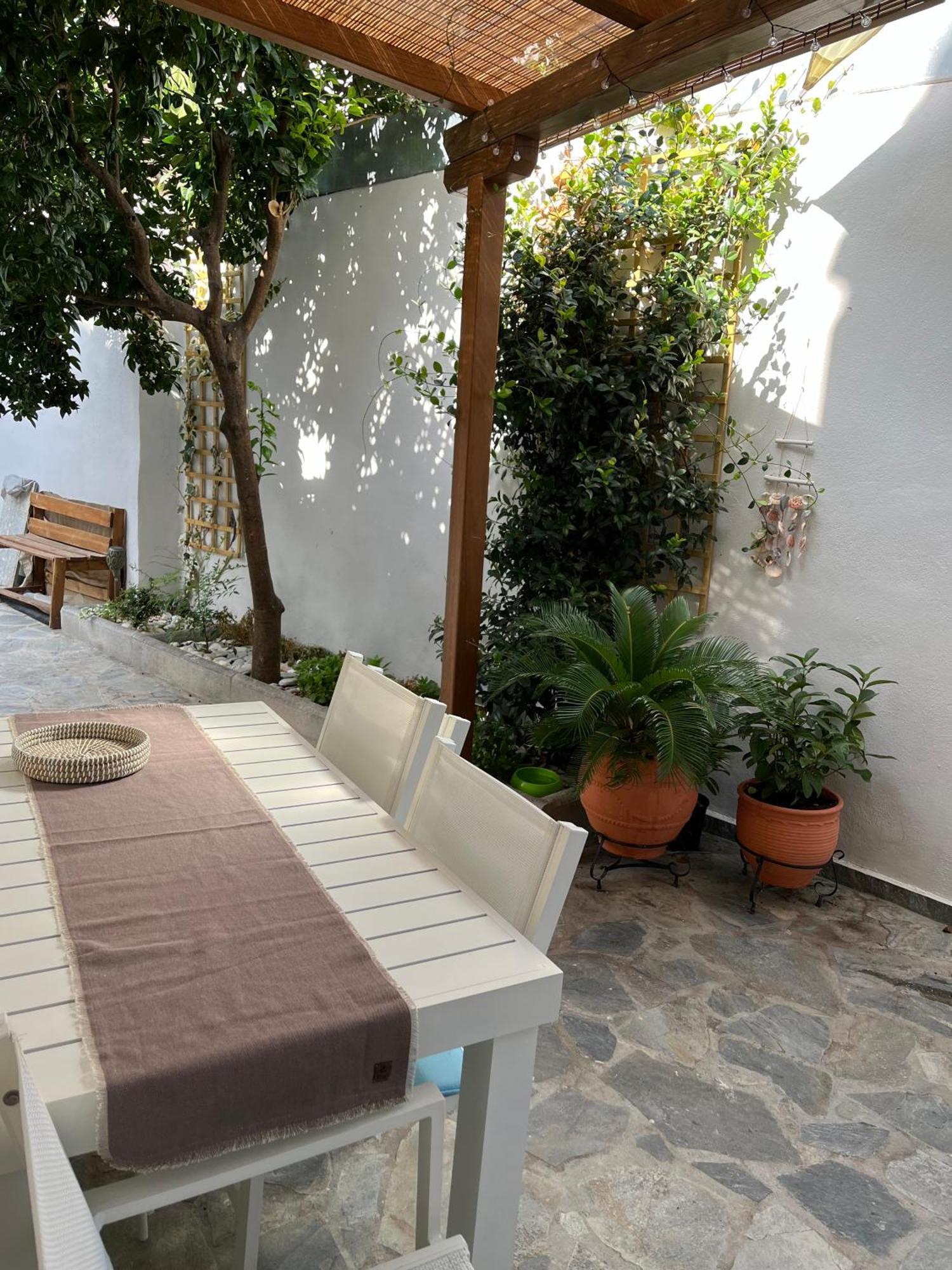 Ferienwohnung Maria'S Jasmine Volos Exterior foto